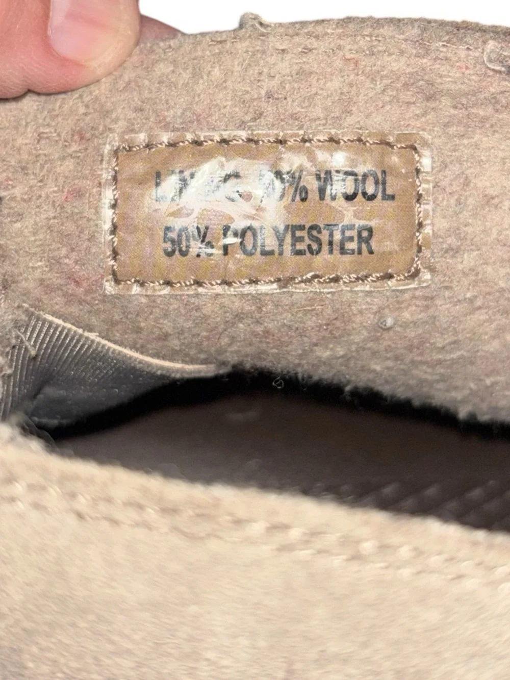 Chaco Men’s Paonia Desert Boots tan suede Size 10